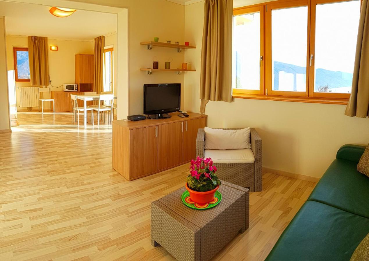 Teresa Campi Apartments Lake View By Gardadomusmea トレモージネ エクステリア 写真